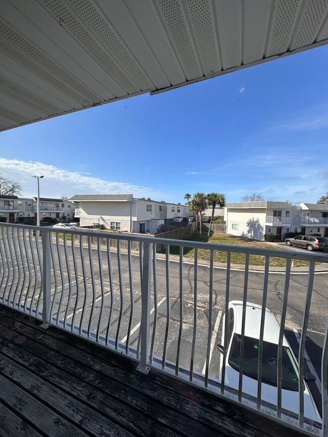 Building Photo - 2 Bedroom Condo In Destin-- Legion Drive!