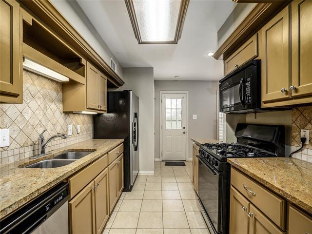 Building Photo - 917 Warren Way