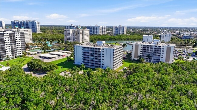 Building Photo - 5 Bluebill Ave