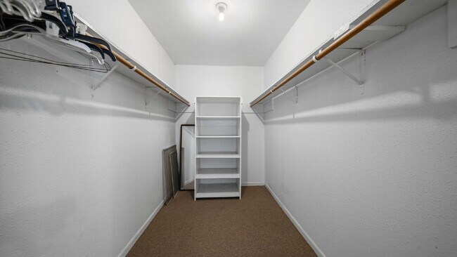 Building Photo - Welcome to quiet, country living with close proximity to MISD schools, and downtown Montgomery am...