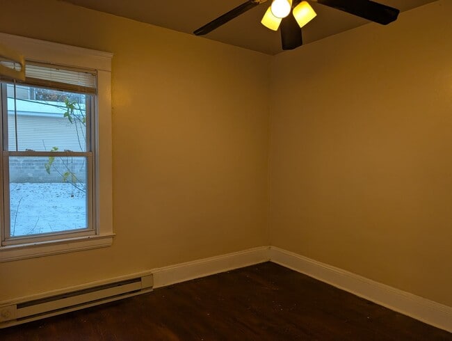 Building Photo - 3160 Meadowbrook Blvd