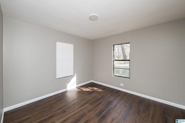 Building Photo - 1344 Pratt Hwy