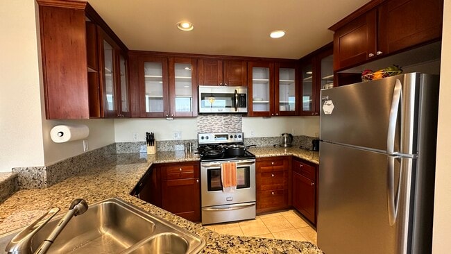 Building Photo - 450 N Arlington Ave