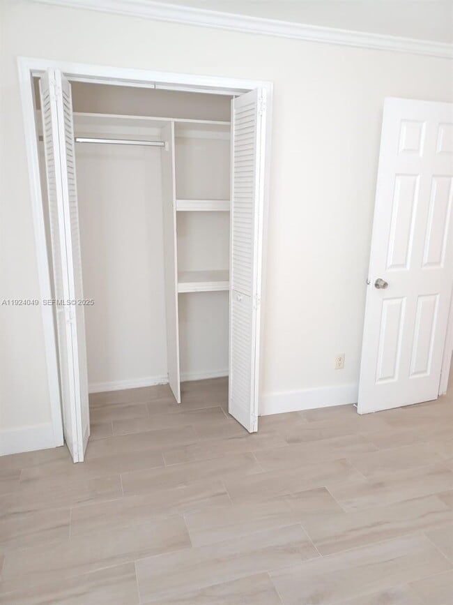 Building Photo - 2134 Cleveland St