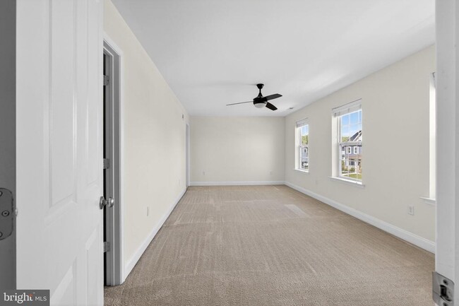 Building Photo - 2707 Henry Moore Ln