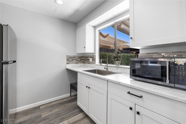 Building Photo - 6442 Ironbark Ln
