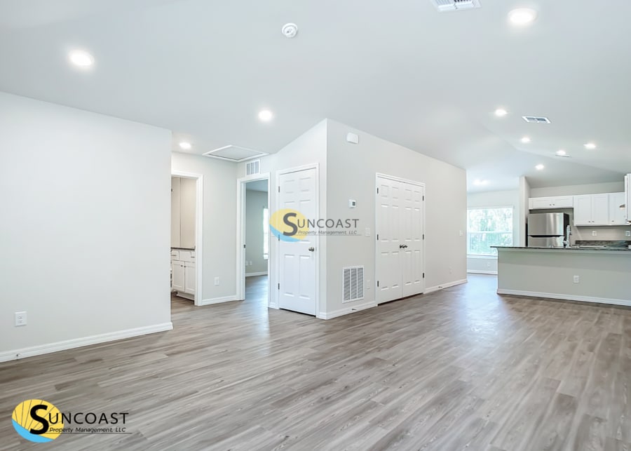 Building Photo - 109 E Harvard St