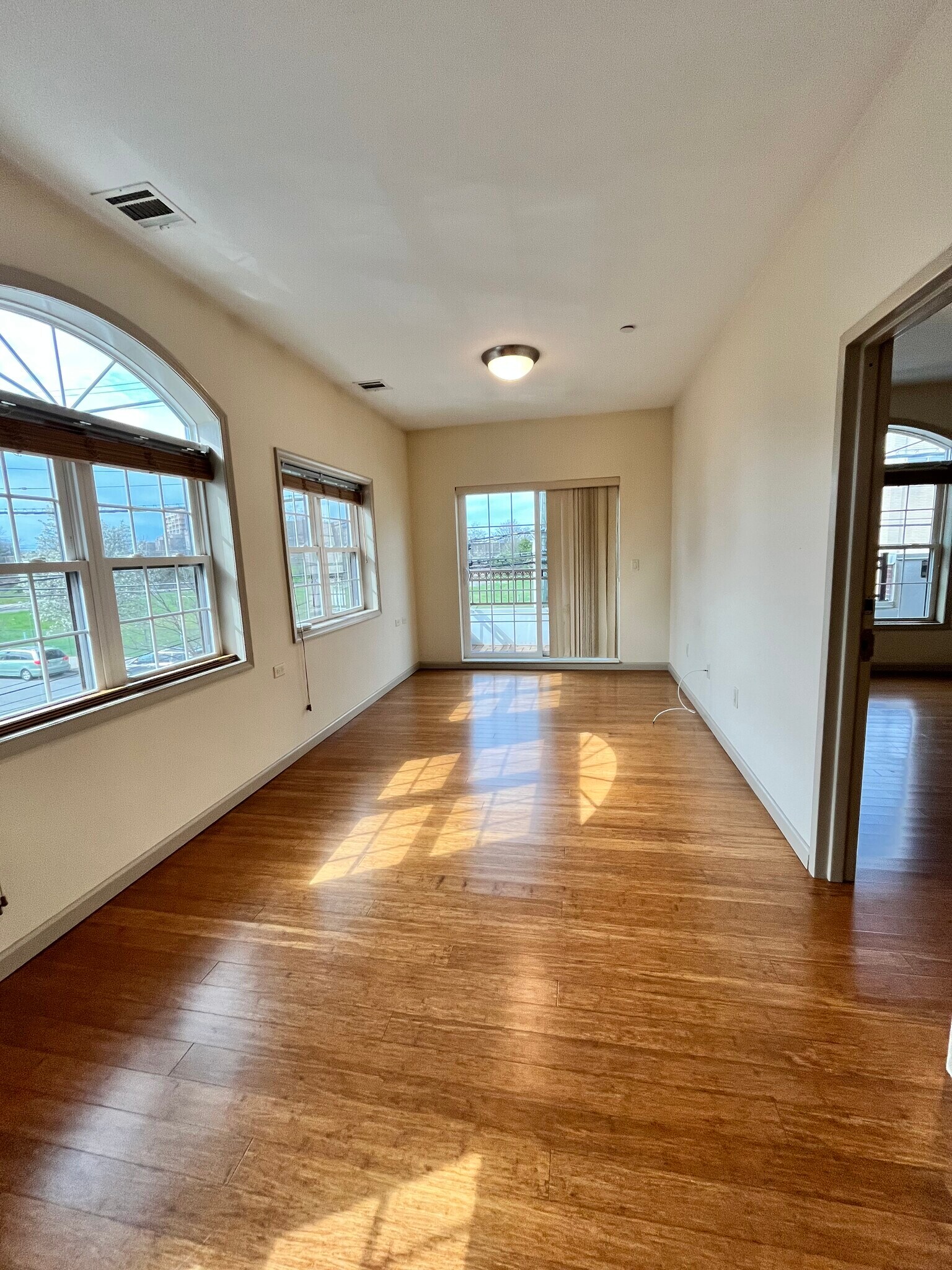 50 Oak St 203 - 30 Oak St
