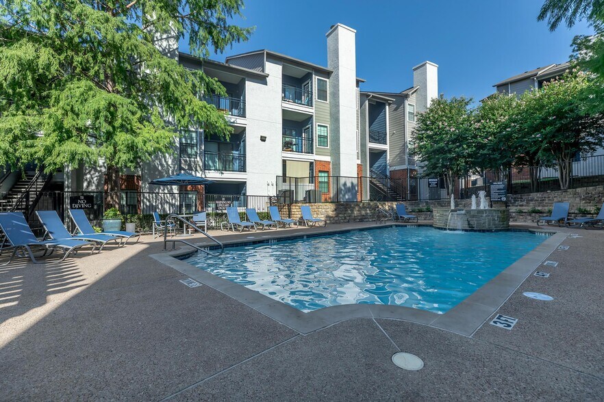 Heights of Benbrook 9510 Westpark Dr Benbrook TX 76126 Apartment Finder