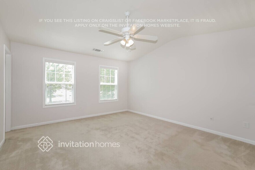 Building Photo - 2623 Winslow Ridge Dr NE