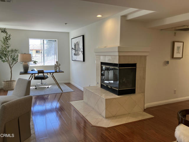 Building Photo - 335 S Sierra Madre Blvd