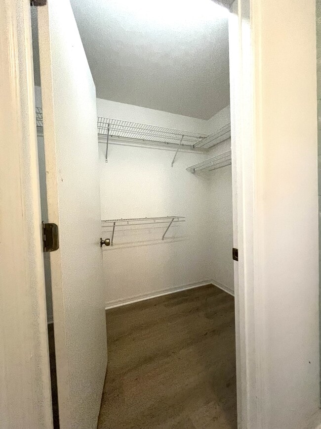 Building Photo - 4118 NW 62nd Ave