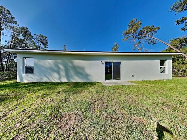 Building Photo - 209 Marion Oaks Manor