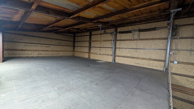 Building Photo - 2531 W Morton St