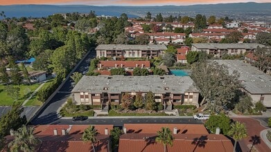 Building Photo - Great Location Armaga Spring Condo