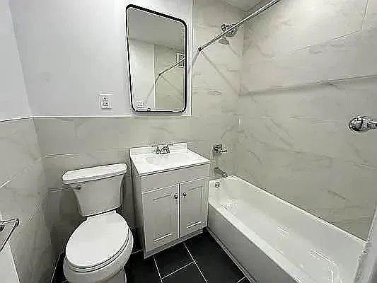 Building Photo - 1 bedroom in BRONX NY 10471