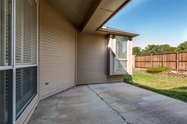 Building Photo - 2608 Glenridge Dr