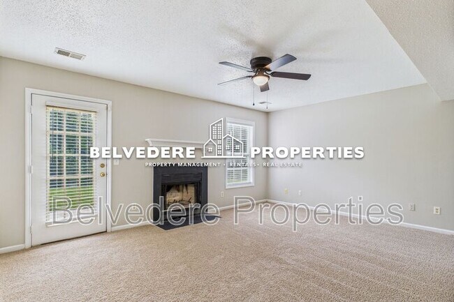 Building Photo - 900 Stockwood Ct