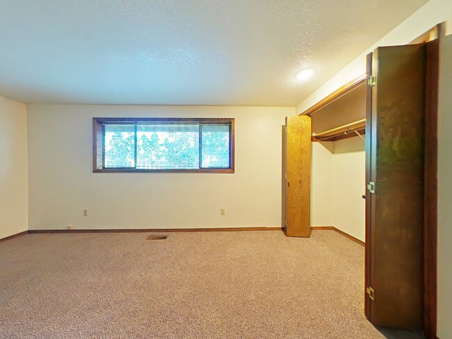 Building Photo - SPRING SPECIAL ~ $1150 OFF FIRST MONTH RENT