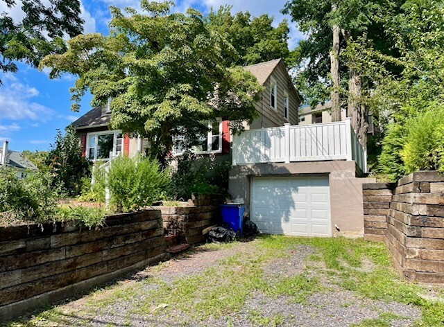 Exterior Front with Garage - 488 Manatawny St