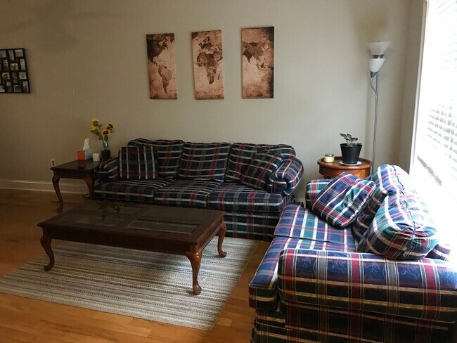 Building Photo - Stones Creek Townhome Condo!