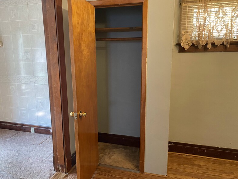 Building Photo - 135 Folger St