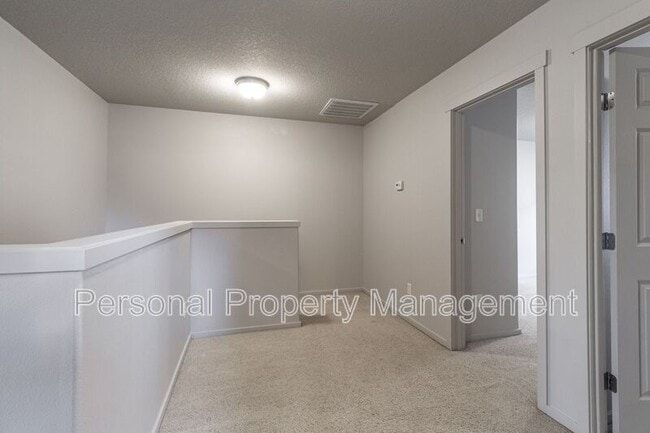 Building Photo - 1311 NE 82nd Way