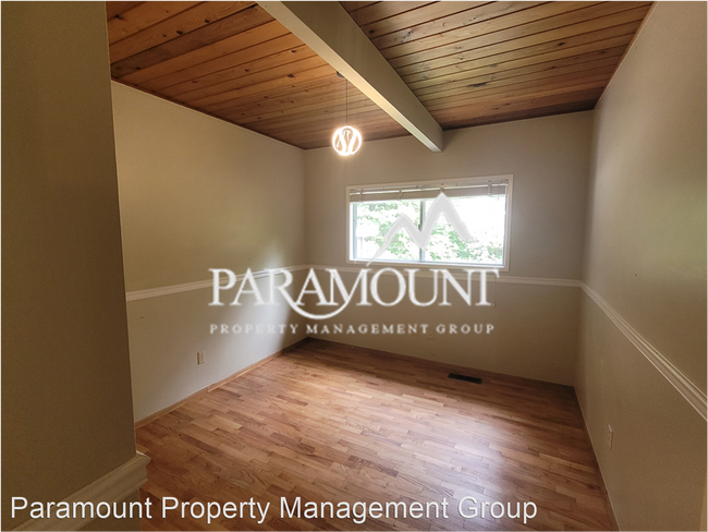 Building Photo - 4 br, 2 bath House - 13871 Manzanita Rd NE