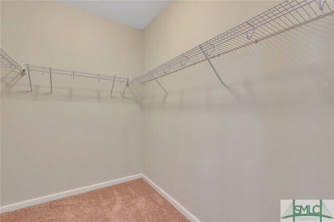 Building Photo - 136 Waverly Way