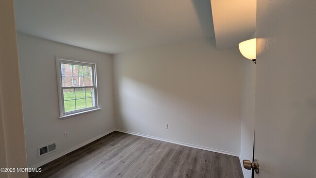 Building Photo - 226 Sawmill Rd