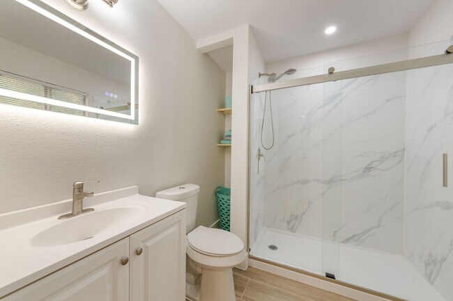 Building Photo - 7107 Barnsdale Way  Austin TX 78745