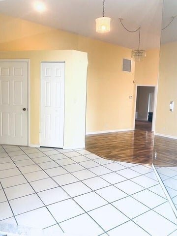 Building Photo - 4296 Grove Park Ln