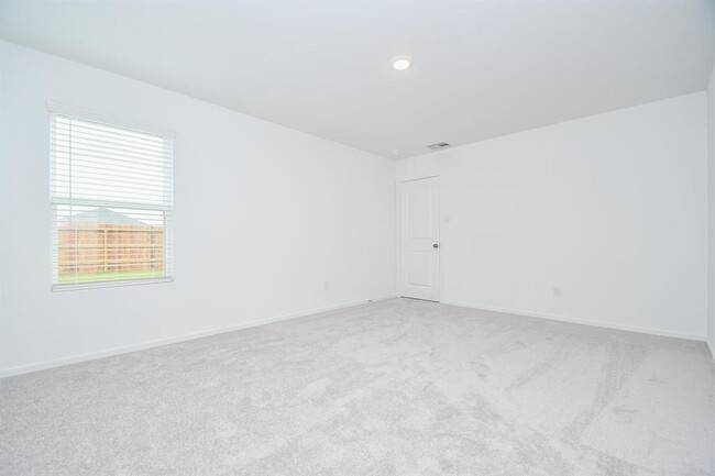 Building Photo - 21435 Montecagnano Ave