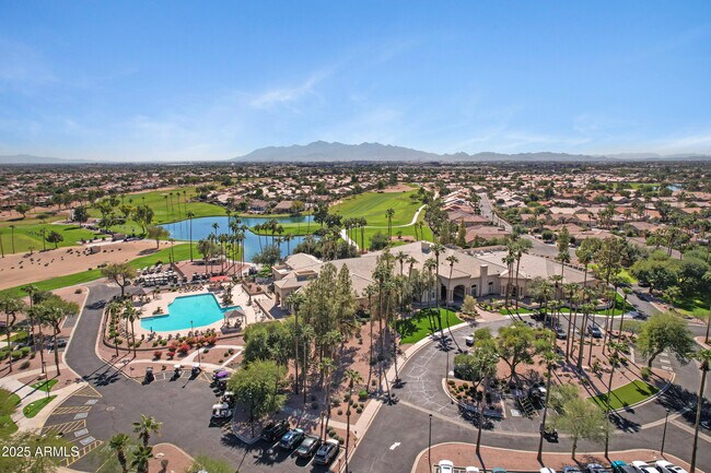 Building Photo - 16151 W Fairmount Ave