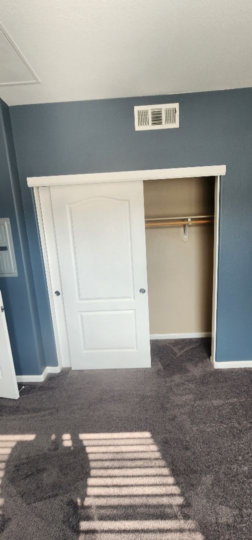 Building Photo - Now Available – Freshly Updated 2-Bedroom,...