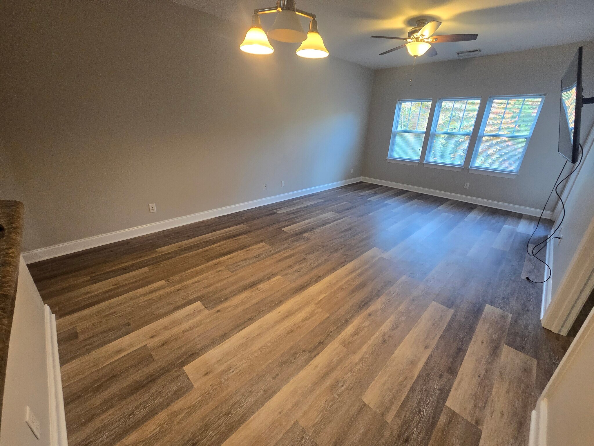 Building Photo - 20 Foxden Dr