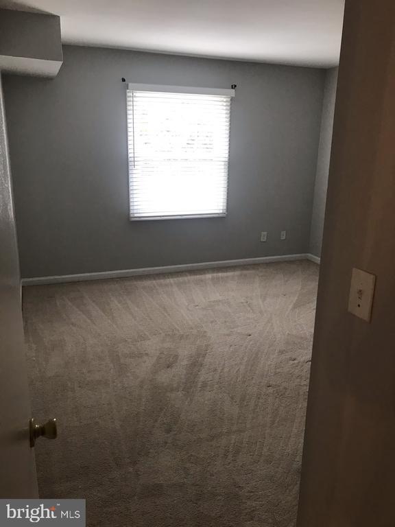 Building Photo - 5911 Prince James Dr