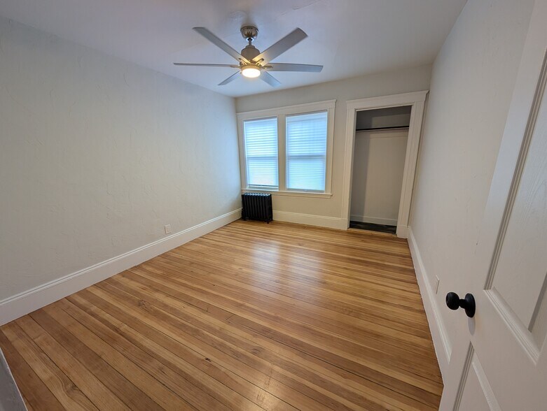 Building Photo - 16 Appleton St