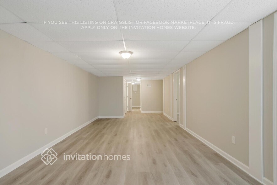 Building Photo - 4895 Orchard Ct