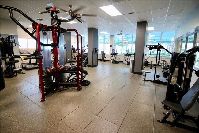 Building Photo - 2501 S Ocean Dr