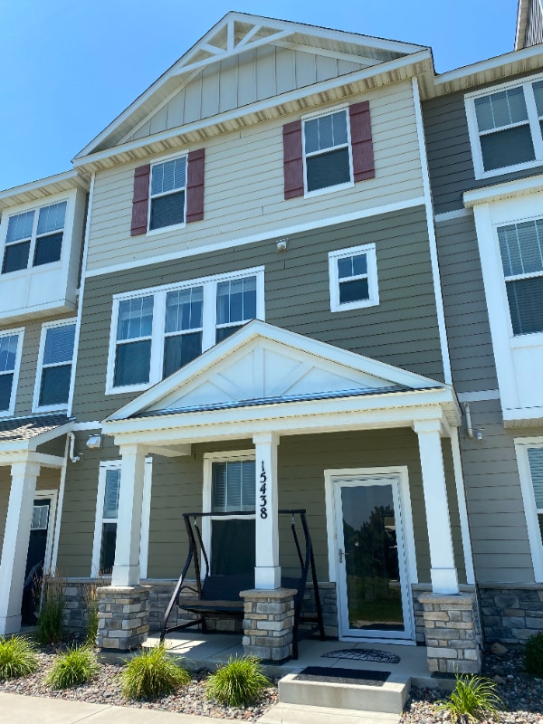 Building Photo - 15438 Eames Wy