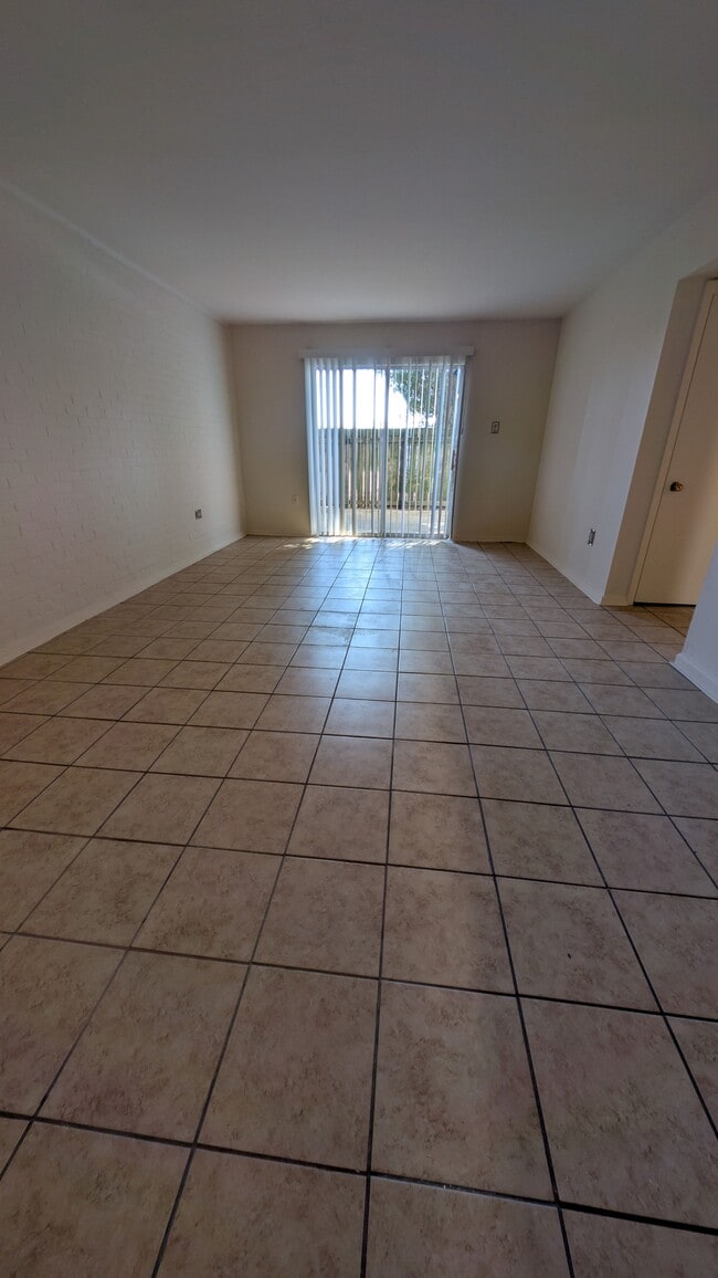 Building Photo - 675 Wooddale Blvd