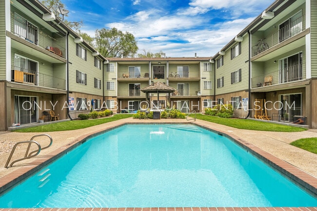 Building Photo - 728 W 1720 N