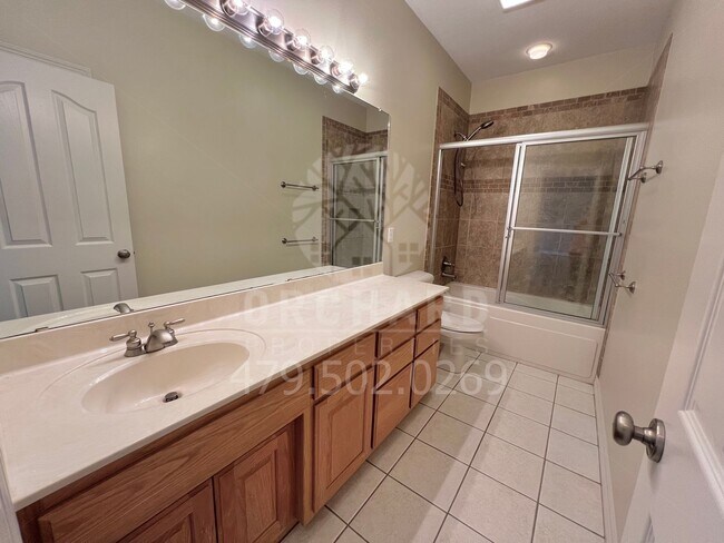 Building Photo - Single Family Home | Tontitown, AR | Stunning Home with Separate Shop