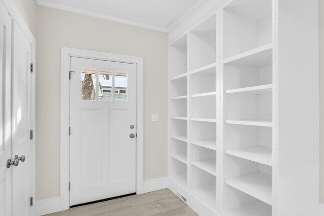 Building Photo - 21 Saw Mill Cir