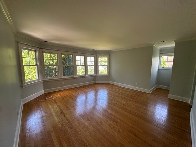 Master Bedroom Suite - 6 Sherwood Farms