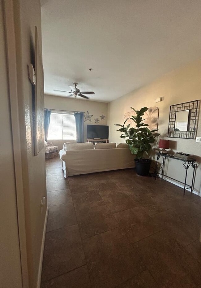 Building Photo - 13700 N Fountain Hills Blvd