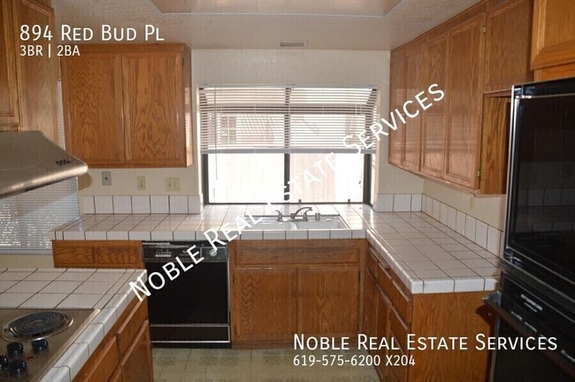 Building Photo - 894 Red Bud Pl-