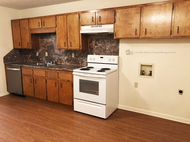 Building Photo - 1107 White Ave