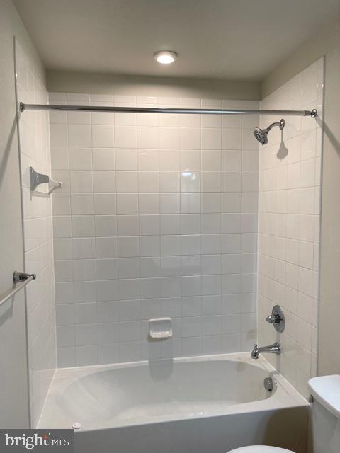 Building Photo - 314 Landing Dr